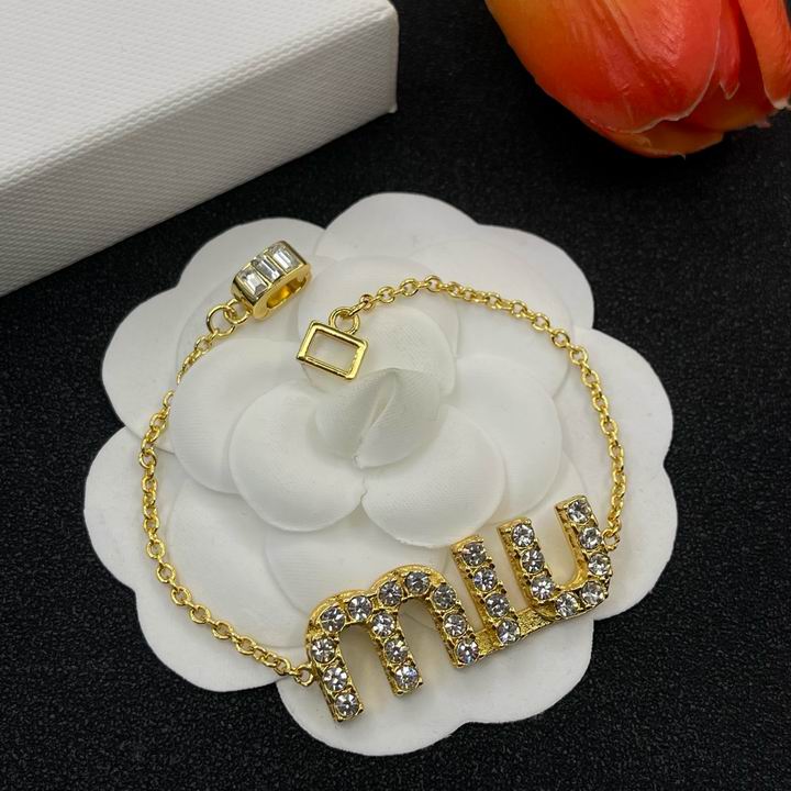 MiuMiu Bracelet 01lyh09